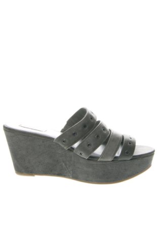 Sandalen Calvin Klein Jeans, Größe 41, Farbe Grün, Preis € 94,23