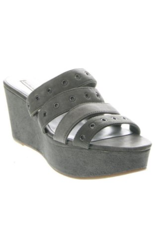 Sandalen Calvin Klein Jeans, Größe 41, Farbe Grün, Preis € 94,23