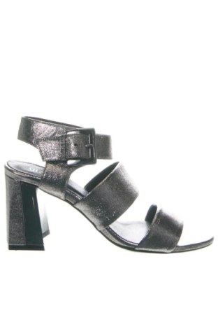 Сандали GiAnni, Размер 37, Цвят Сребрист, Цена 58,79 €