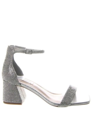 Сандали Steve Madden, Размер 38, Цвят Многоцветен, Цена 89,47 €