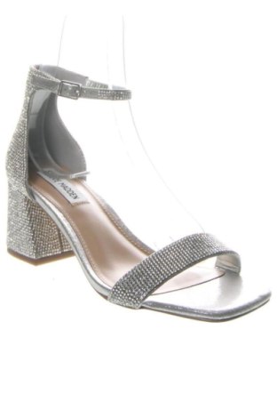Сандали Steve Madden, Размер 38, Цвят Многоцветен, Цена 89,47 €