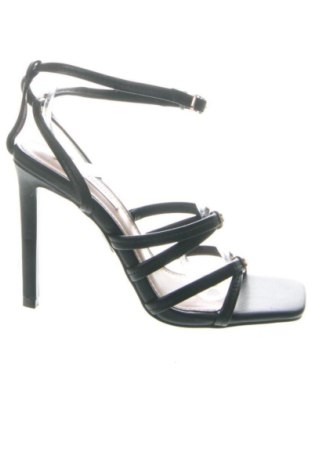 Сандали Steve Madden, Размер 36, Цвят Черен, Цена 104,81 €