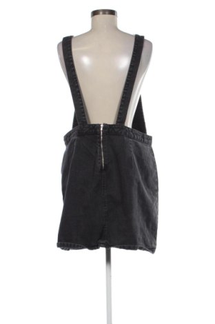 Latzkleid F&F, Größe XL, Farbe Schwarz, Preis 19,94 €