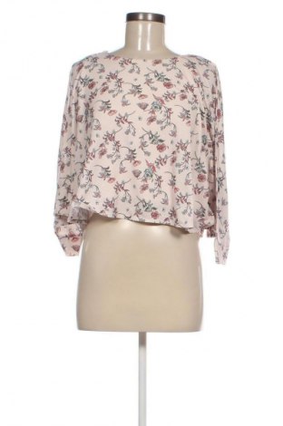 Dámská halenka Bershka, Velikost S, Barva Vícebarevné, Cena  49,00 Kč