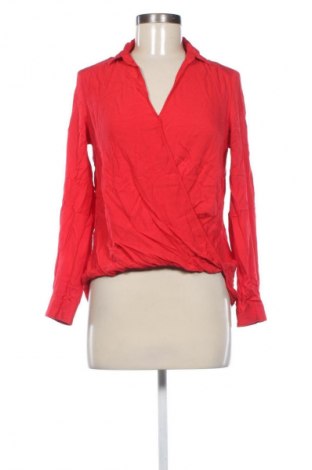 Γυναικεία μπλούζα Bershka, Μέγεθος S, Χρώμα Κόκκινο, Τιμή 1,99 €