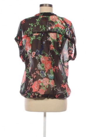 Дамска блуза ONLY, Размер S, Цвят Многоцветен, Цена 2,04 €