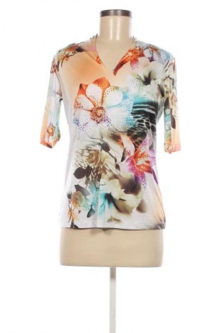 Γυναικεία μπλούζα Punt Roma, Μέγεθος M, Χρώμα Πολύχρωμο, Τιμή 1,99 €