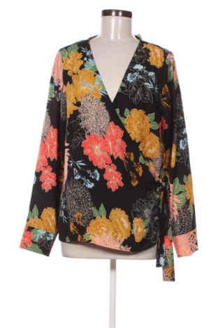 Дамска блуза VILA, Размер S, Цвят Многоцветен, Цена 1,02 €