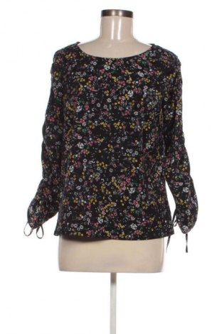 Dámská halenka VILA, Velikost S, Barva Vícebarevné, Cena  59,00 Kč