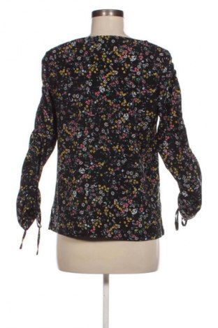 Dámská halenka VILA, Velikost S, Barva Vícebarevné, Cena  59,00 Kč