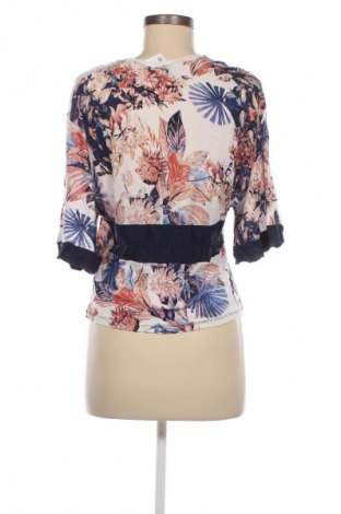 Γυναικεία μπλούζα Zara Trafaluc, Μέγεθος S, Χρώμα Πολύχρωμο, Τιμή 2,99 €