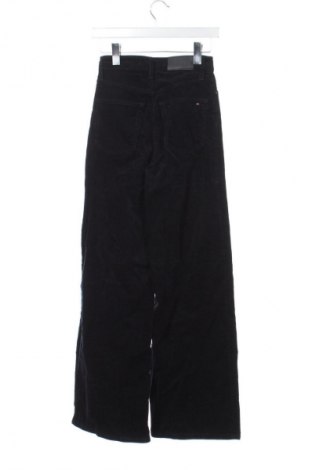 Дамски джинси Tommy Hilfiger, Размер XS, Цвят Син, Цена 37,83 €