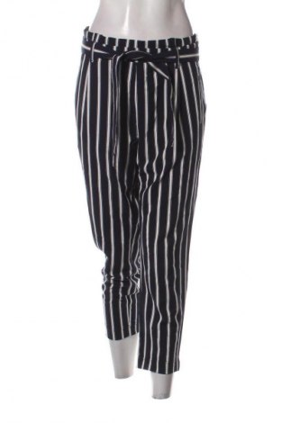 Γυναικείο παντελόνι Stradivarius, Μέγεθος M, Χρώμα Πολύχρωμο, Τιμή 3,99 €
