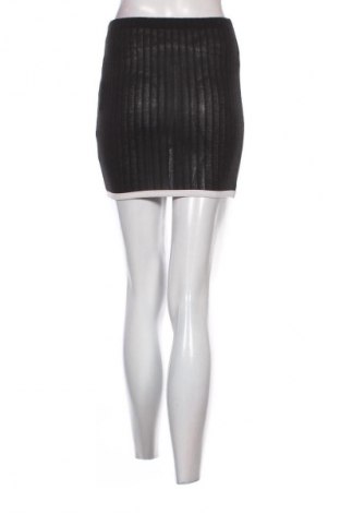 Пола Unbranded, Размер S, Цвят Черен, Цена 2,04 €