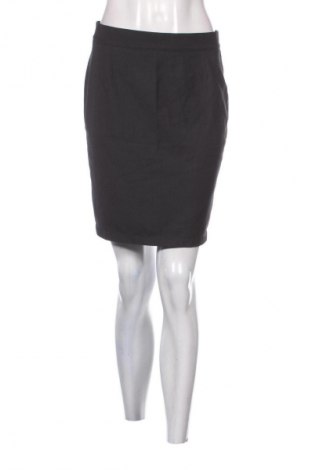 Пола Adelly, Размер M, Цвят Черен, Цена 2,04 €