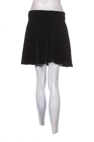 Пола Alcott, Размер M, Цвят Черен, Цена 2,04 €