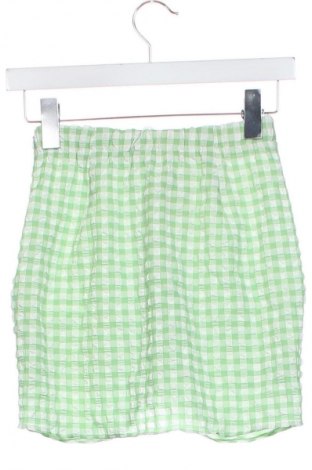 Пола Bershka, Размер XS, Цвят Многоцветен, Цена 2,04 €