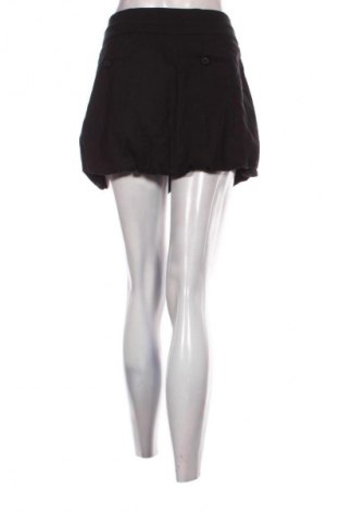 Пола Edc By Esprit, Размер M, Цвят Черен, Цена 2,04 €