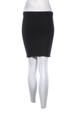 Пола Giorgia, Размер S, Цвят Черен, Цена 2,04 €