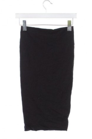 Пола H&M, Размер XS, Цвят Черен, Цена 2,04 €