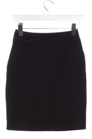 Пола H&M, Размер XS, Цвят Черен, Цена 2,04 €