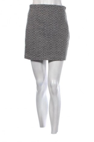 Пола H&M, Размер S, Цвят Многоцветен, Цена 3,06 €