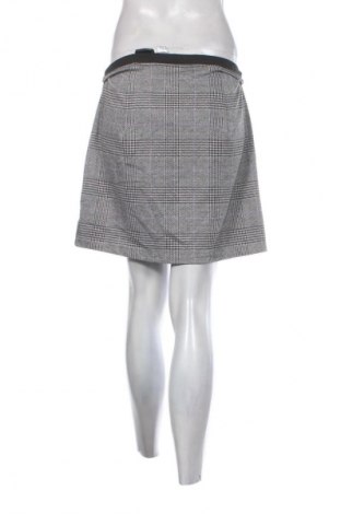 Пола H&M Divided, Размер M, Цвят Многоцветен, Цена 2,04 €