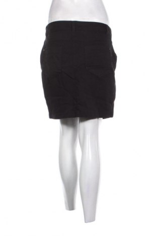 Пола Janina, Размер M, Цвят Черен, Цена 2,04 €