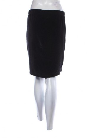 Пола Janina, Размер M, Цвят Черен, Цена 2,04 €