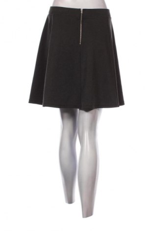 Пола Laura Torelli, Размер M, Цвят Сив, Цена 2,04 €