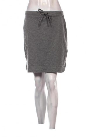 Пола Made In Italy, Размер S, Цвят Сив, Цена 2,04 €