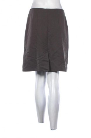 Пола Modee, Размер M, Цвят Сив, Цена 2,04 €