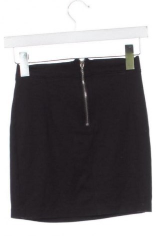 Пола Mohito, Размер XXS, Цвят Черен, Цена 2,04 €