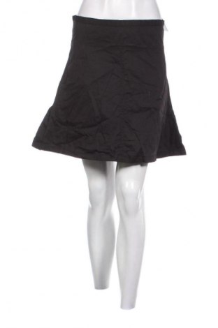 Пола Philip Russel, Размер S, Цвят Черен, Цена 2,55 €