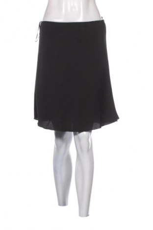 Пола Pilot, Размер M, Цвят Черен, Цена 2,04 €