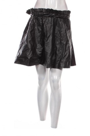 Пола SHEIN, Размер L, Цвят Черен, Цена 2,04 €