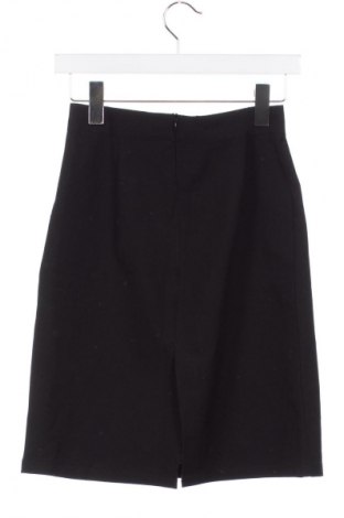 Пола Sinsay, Размер XS, Цвят Черен, Цена 2,04 €