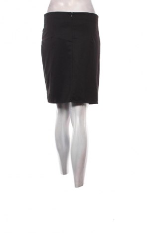 Пола Unbranded, Размер M, Цвят Черен, Цена 2,04 €