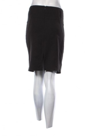 Пола Unbranded, Размер S, Цвят Черен, Цена 2,04 €