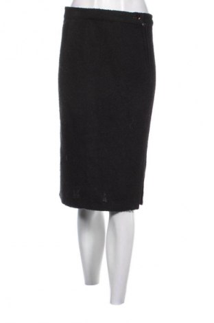 Пола Unbranded, Размер M, Цвят Черен, Цена 2,04 €