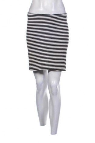 Пола Unbranded, Размер S, Цвят Многоцветен, Цена 2,04 €