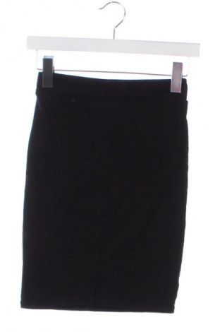 Пола Unbranded, Размер XS, Цвят Черен, Цена 2,04 €