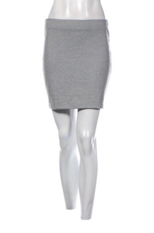 Пола Unbranded, Размер M, Цвят Сив, Цена 2,04 €