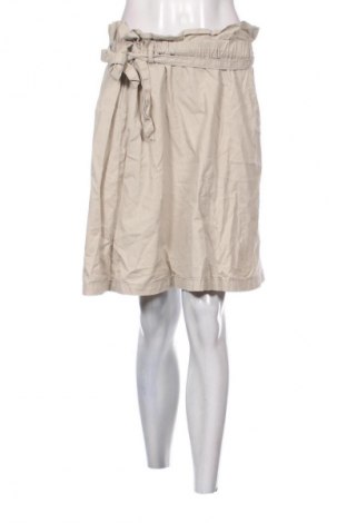 Пола VILA, Размер M, Цвят Бежов, Цена 2,04 €