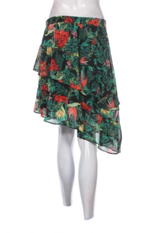 Пола VILA, Размер M, Цвят Многоцветен, Цена 3,06 €