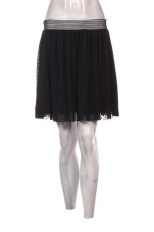 Пола Vero Moda, Размер S, Цвят Черен, Цена 2,04 €