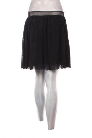 Пола Vero Moda, Размер S, Цвят Черен, Цена 2,04 €