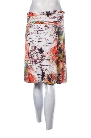 Пола Zuiki, Размер S, Цвят Многоцветен, Цена 2,04 €