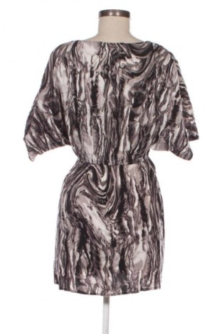 Рокля Angie, Размер M, Цвят Многоцветен, Цена 2,55 €