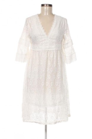 Kleid Belcci, Größe M, Farbe Weiß, Preis € 26,99